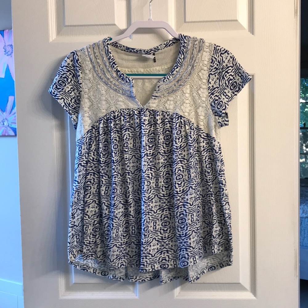 Anthropologie, Akemi + Kin, Boho style shirt